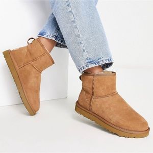 UGG classic mini ii boots in chestnut
